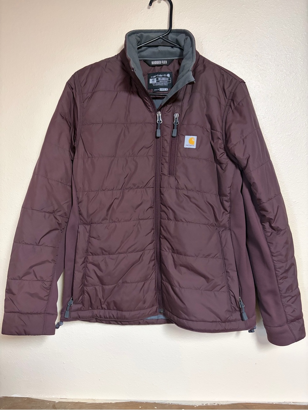 Carhartt Women’s Maroon Insulated Jacket